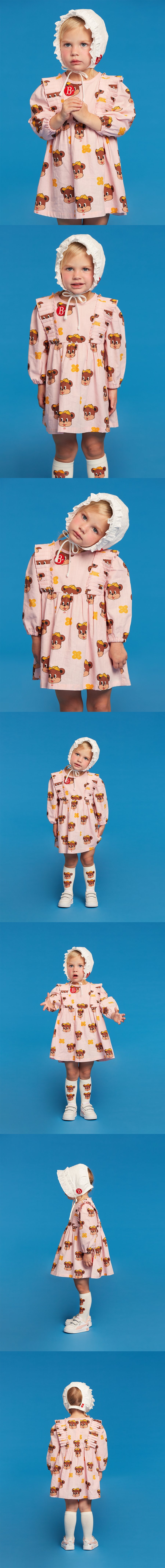 B wappen baby lace bonnet 모델컷