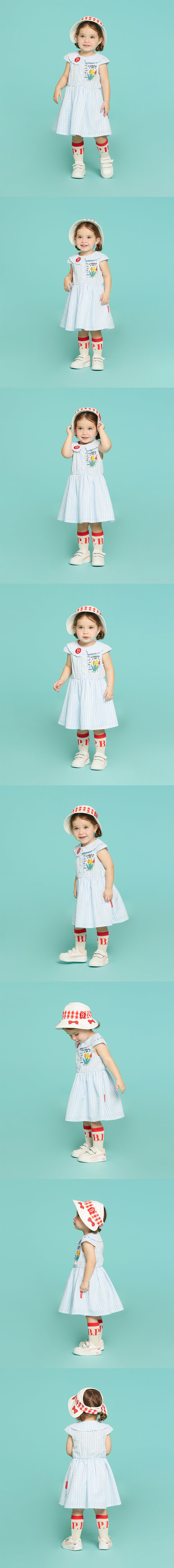 Tulips baby gingham check collar dress 모델컷